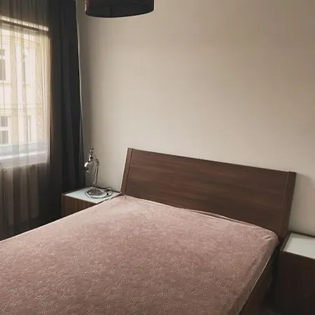 M10 With Balcony Apartament *