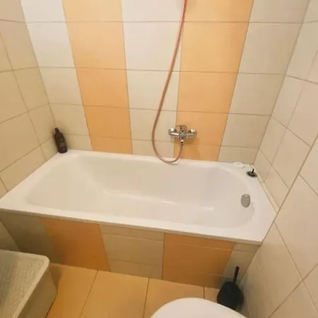 M10 With Balcony Apartament
